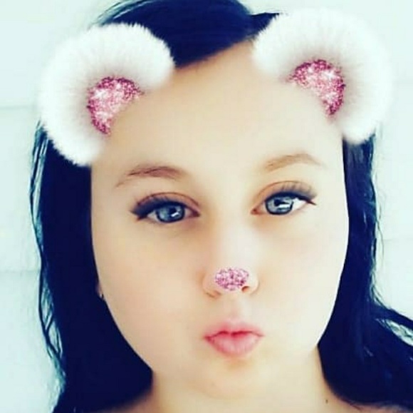 Meet your Posher, Leah - Picture 1 of 1